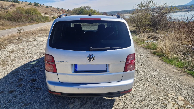 VW Touran TDI, снимка 3 - Автомобили и джипове - 47565720