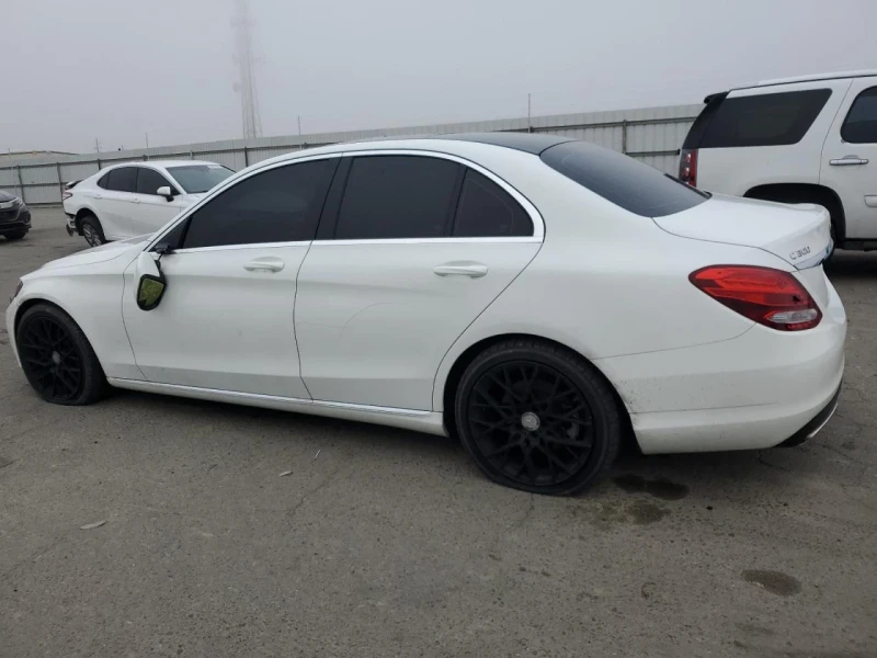 Mercedes-Benz C 300, снимка 6 - Автомобили и джипове - 48748409