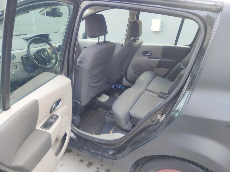 Renault Modus 1.5 DCI, снимка 9 - Автомобили и джипове - 52714542
