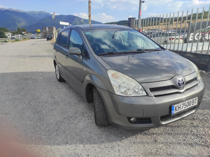 Toyota Corolla verso, снимка 3 - Автомобили и джипове - 52104160