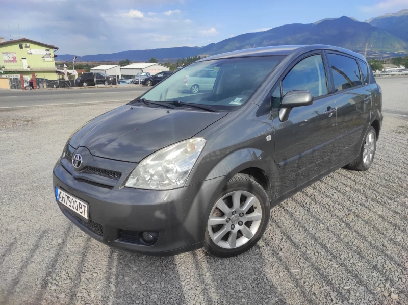 Toyota Corolla verso, снимка 2 - Автомобили и джипове - 52104160