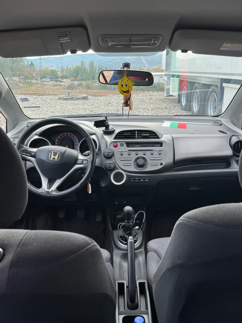 Honda Jazz, снимка 5 - Автомобили и джипове - 52527599