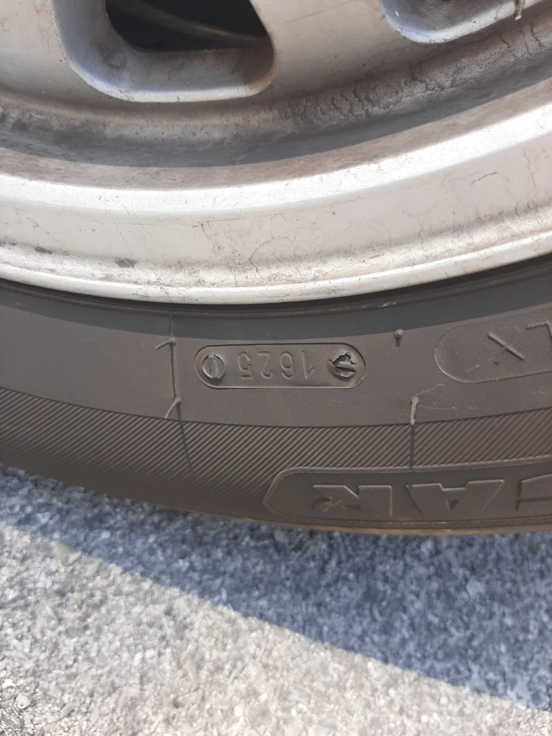 BMW 318, снимка 3 - Автомобили и джипове - 52091924