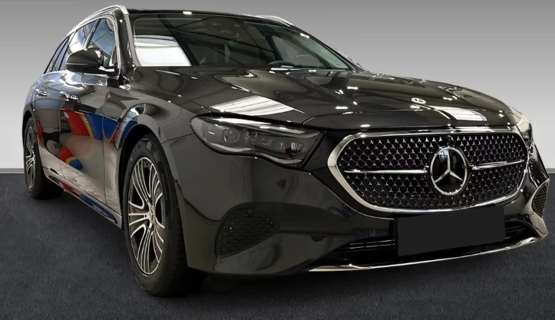 Mercedes-Benz E 220 T-Modell* Avantgarde* Multibeam* Pano