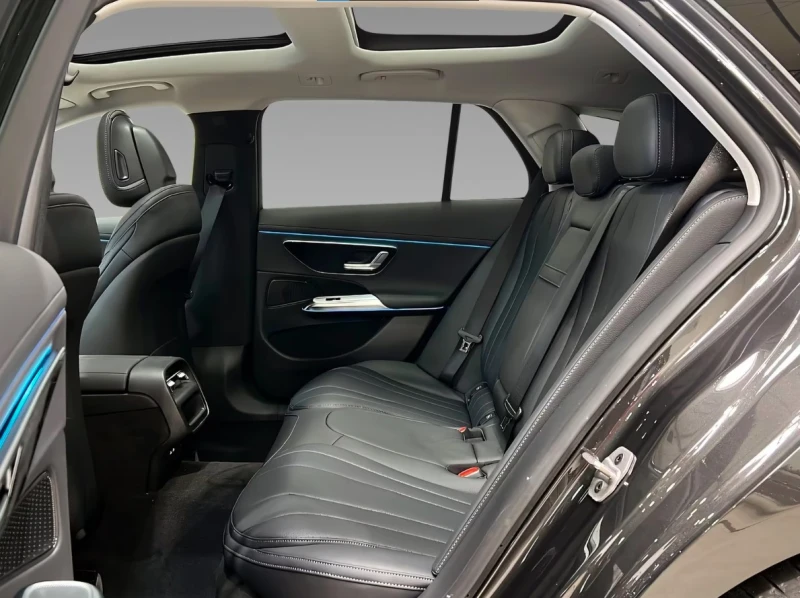 Mercedes-Benz E 220 T-Modell* Avantgarde* Multibeam* Pano, снимка 5 - Автомобили и джипове - 52293467