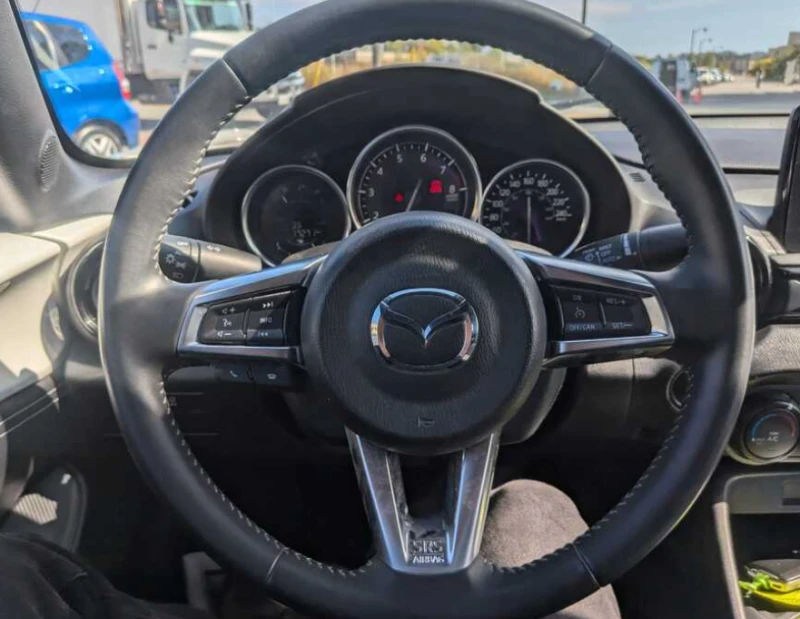 Mazda Mx-5 Автокредит* , снимка 10 - Автомобили и джипове - 52749528