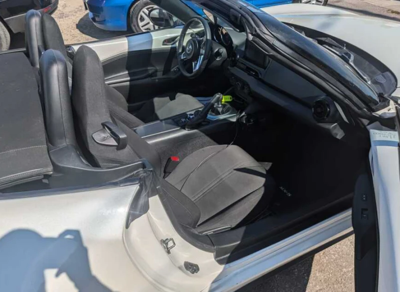 Mazda Mx-5 Автокредит* , снимка 9 - Автомобили и джипове - 52749528