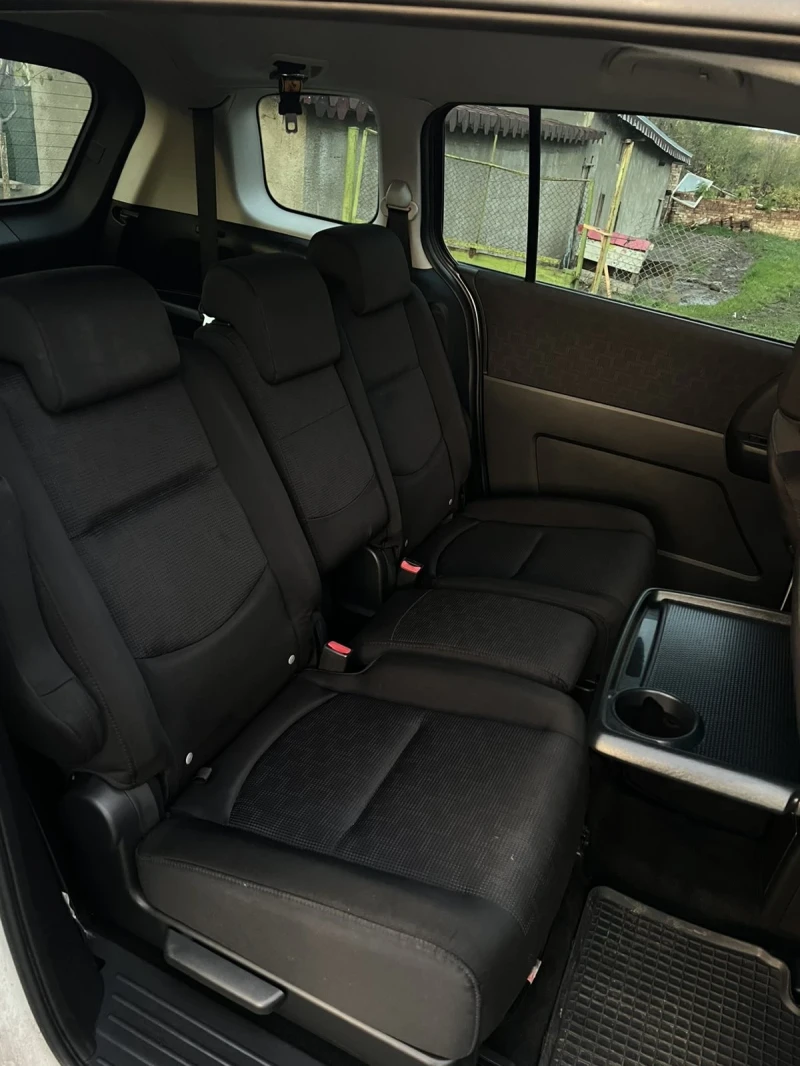Mazda 5 2.0 146 hp Фейслифт , снимка 14 - Автомобили и джипове - 52687736