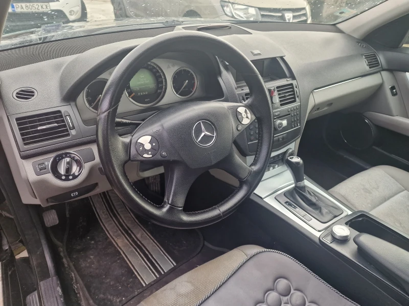 Mercedes-Benz C 200, снимка 6 - Автомобили и джипове - 53246104