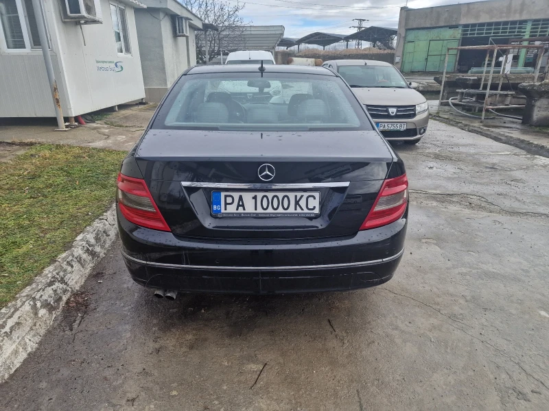 Mercedes-Benz C 200, снимка 4 - Автомобили и джипове - 53246104