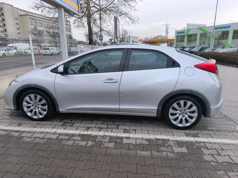 Honda Civic, снимка 4 - Автомобили и джипове - 53403937