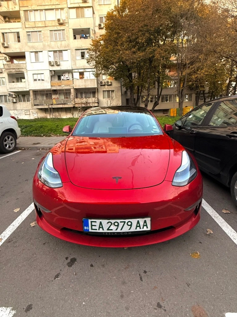 Tesla Model 3 Performance