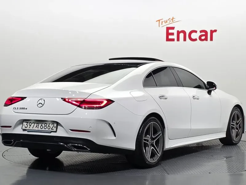 Mercedes-Benz CLS 400 4MATIC - САМО 30% АВАНС, снимка 2 - Автомобили и джипове - 56116233