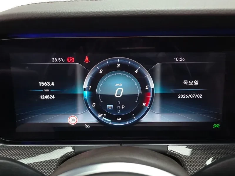 Mercedes-Benz CLS 400 4MATIC - САМО 30% АВАНС, снимка 8 - Автомобили и джипове - 56116233