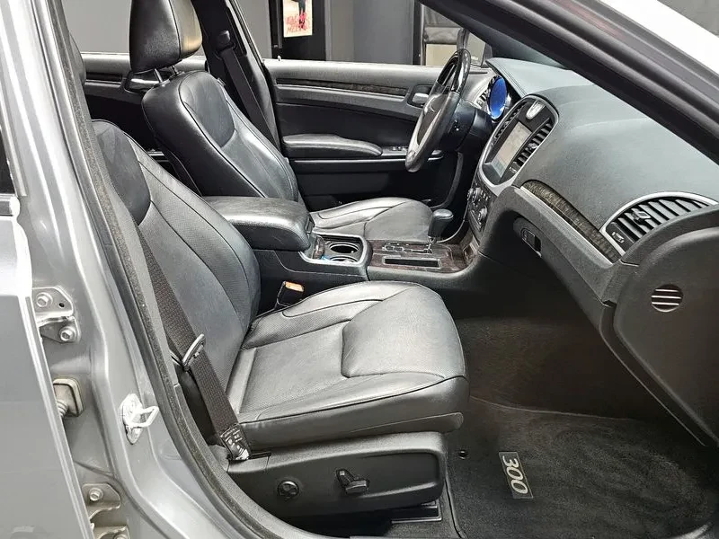 Chrysler 300c 3.6 - ���� 30% ����� | Mobile.bg � ����������� 10