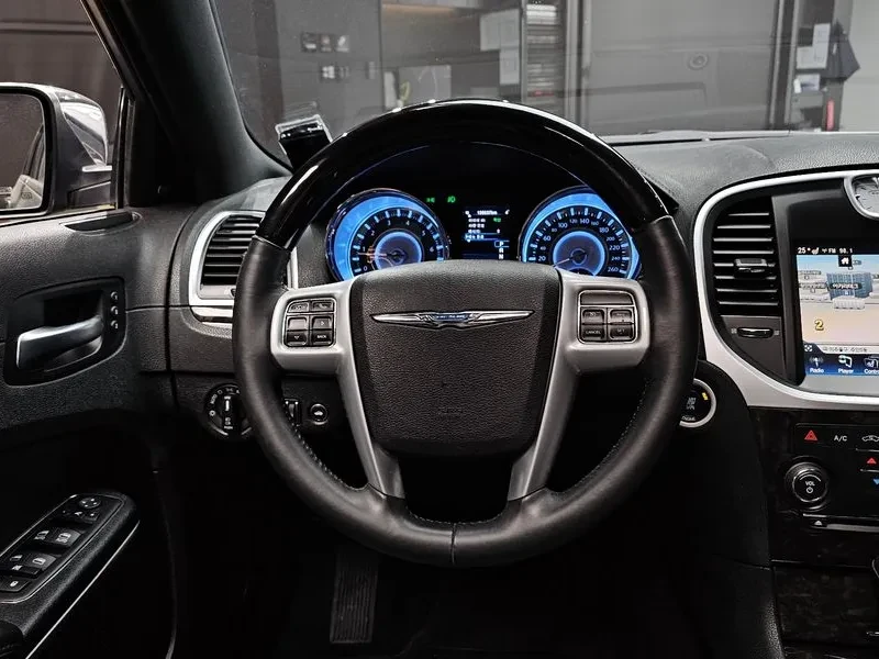 Chrysler 300c 3.6 - ���� 30% ����� | Mobile.bg � ����������� 13