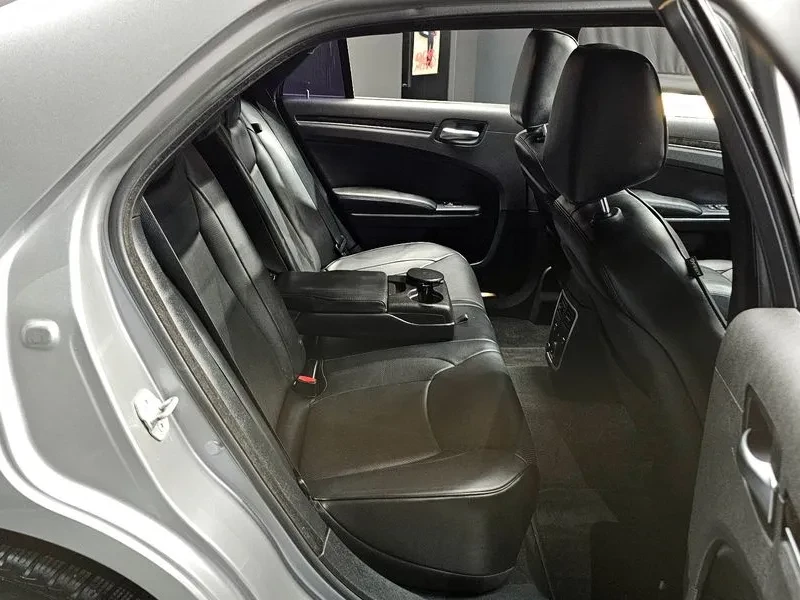 Chrysler 300c 3.6 - ���� 30% ����� | Mobile.bg � ����������� 11