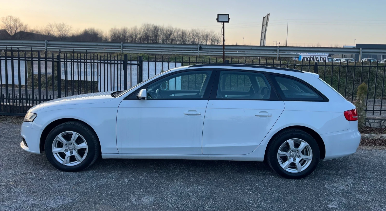 Audi A4 2.0TDI* KEYLESS* EURO 5A - изображение 5