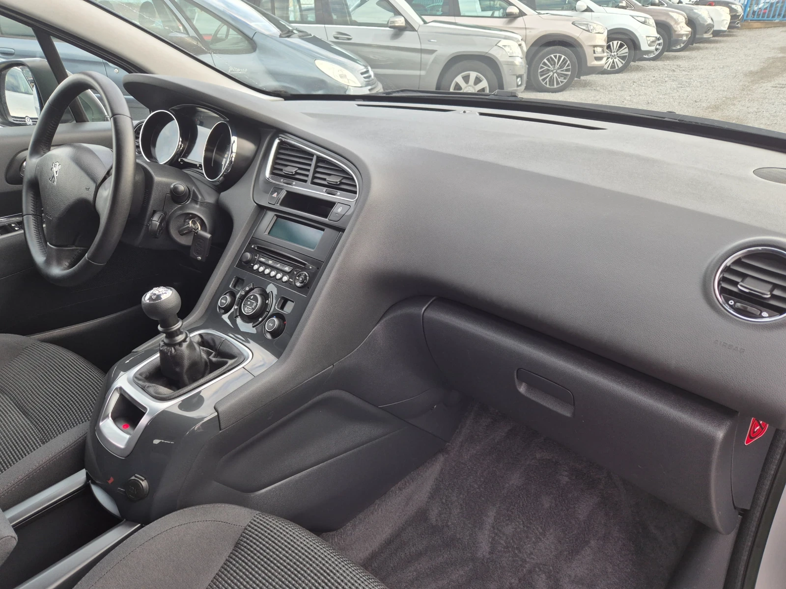 Peugeot 5008 1.6 HDI | Mobile.bg — изображение 11