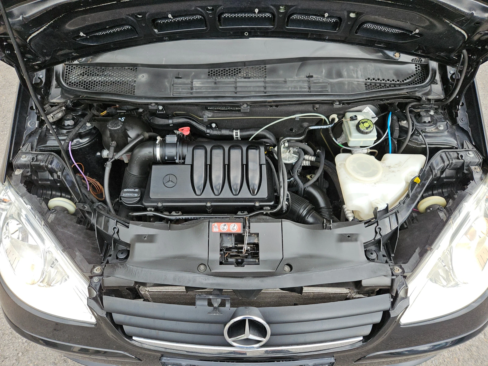 Mercedes-Benz A 180 2.0CDI/W169/109k.c/6ск/БЛУТУТ/EURO 4/ПЕРФЕКТНА - изображение 8