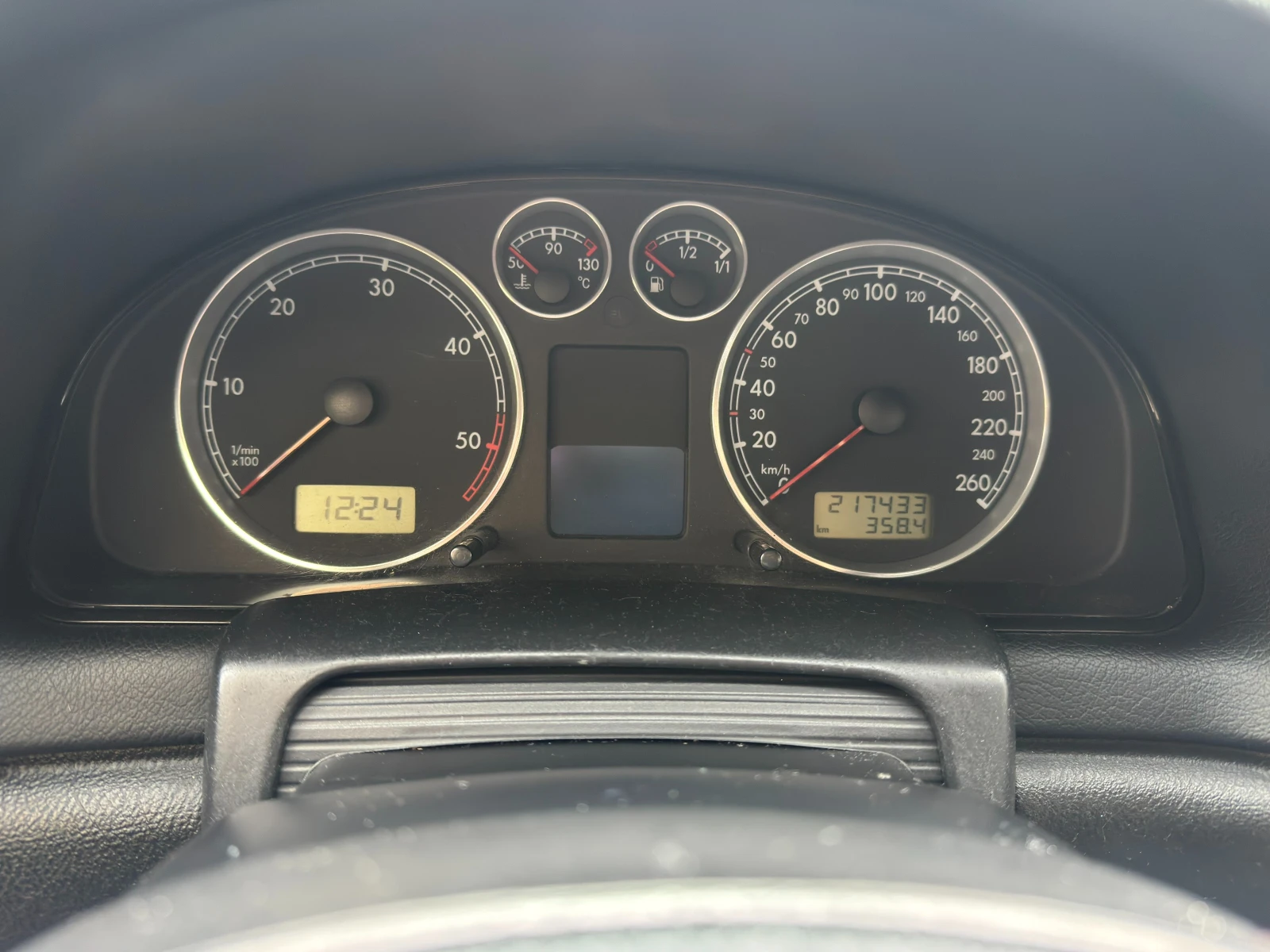 VW Passat B5.5 6 Скорости Подгрев/Кожа - изображение 10
