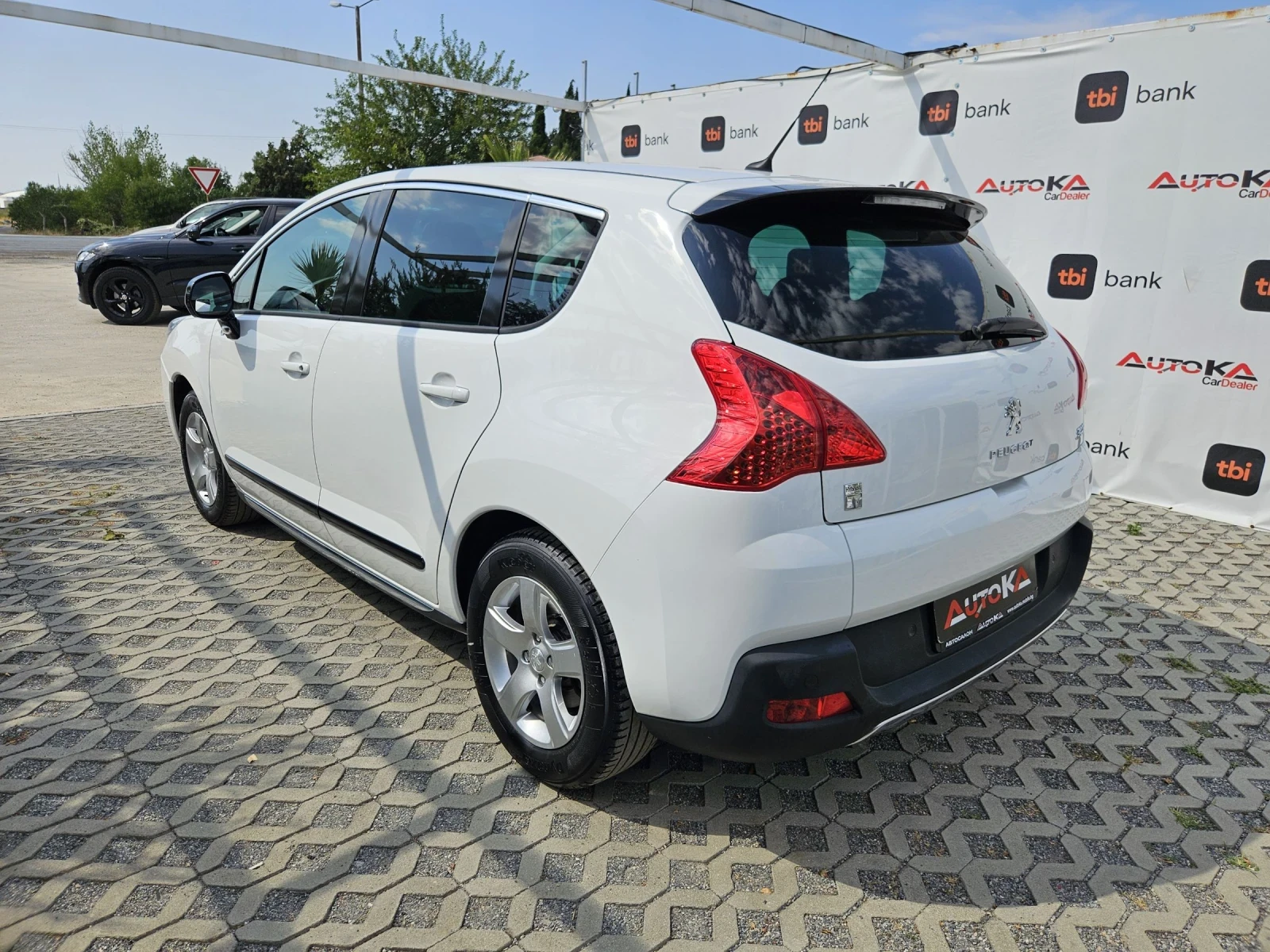 Peugeot 3008 2.0HDI-163кс= HYBRID= 4X4= СЕРВ.ИСТОРИЯ! - изображение 5