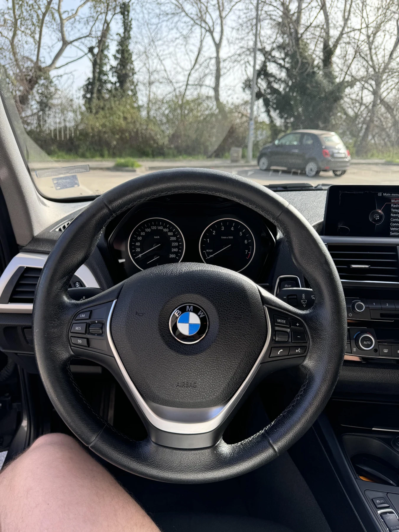 BMW 118  - изображение 6