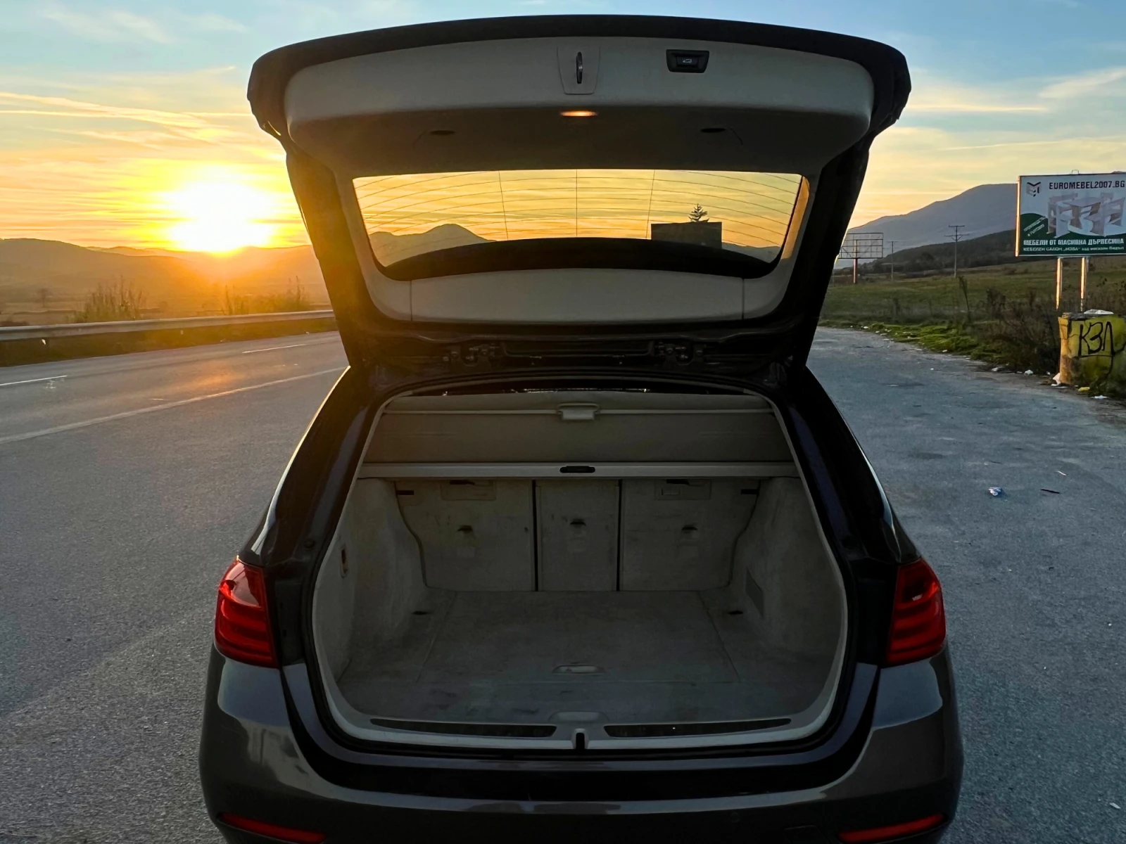 BMW 320 320d MODERN | Mobile.bg   6