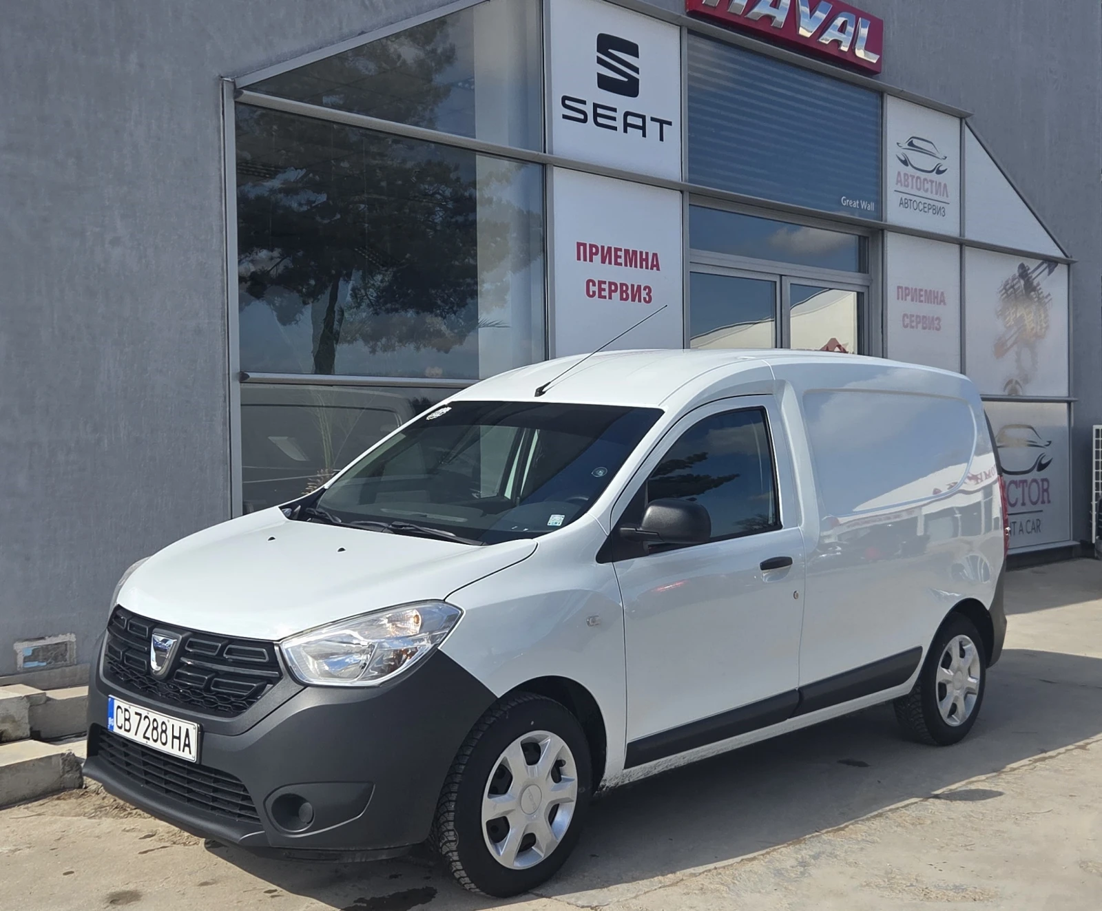 Dacia Dokker 63 000 км. ; 1.6 БЕНЗИН 102 к.с.