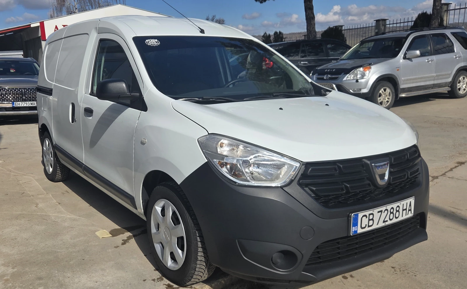 Dacia Dokker 63 000 км. ; 1.6 БЕНЗИН 102 к.с. - изображение 3