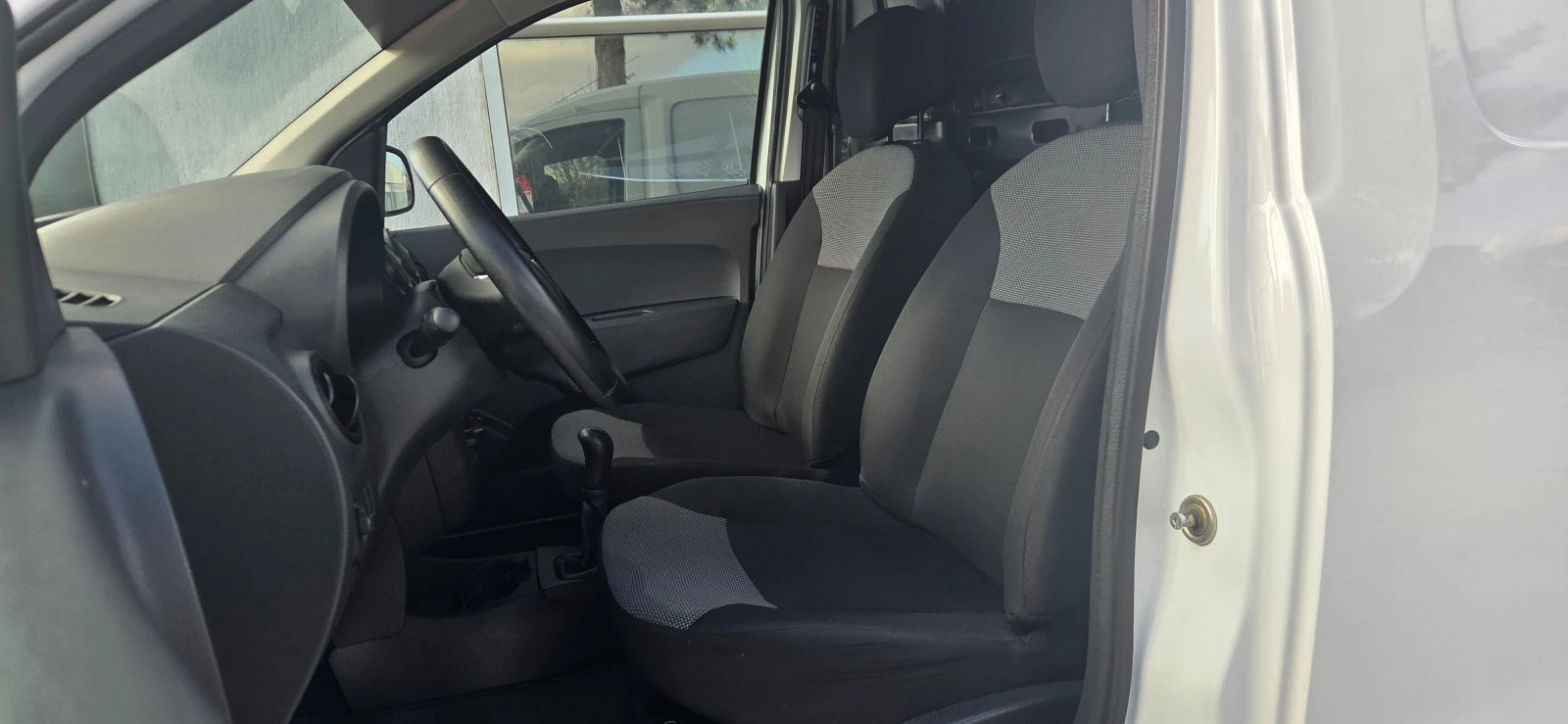 Dacia Dokker 63 000 км. ; 1.6 БЕНЗИН 102 к.с. - изображение 7