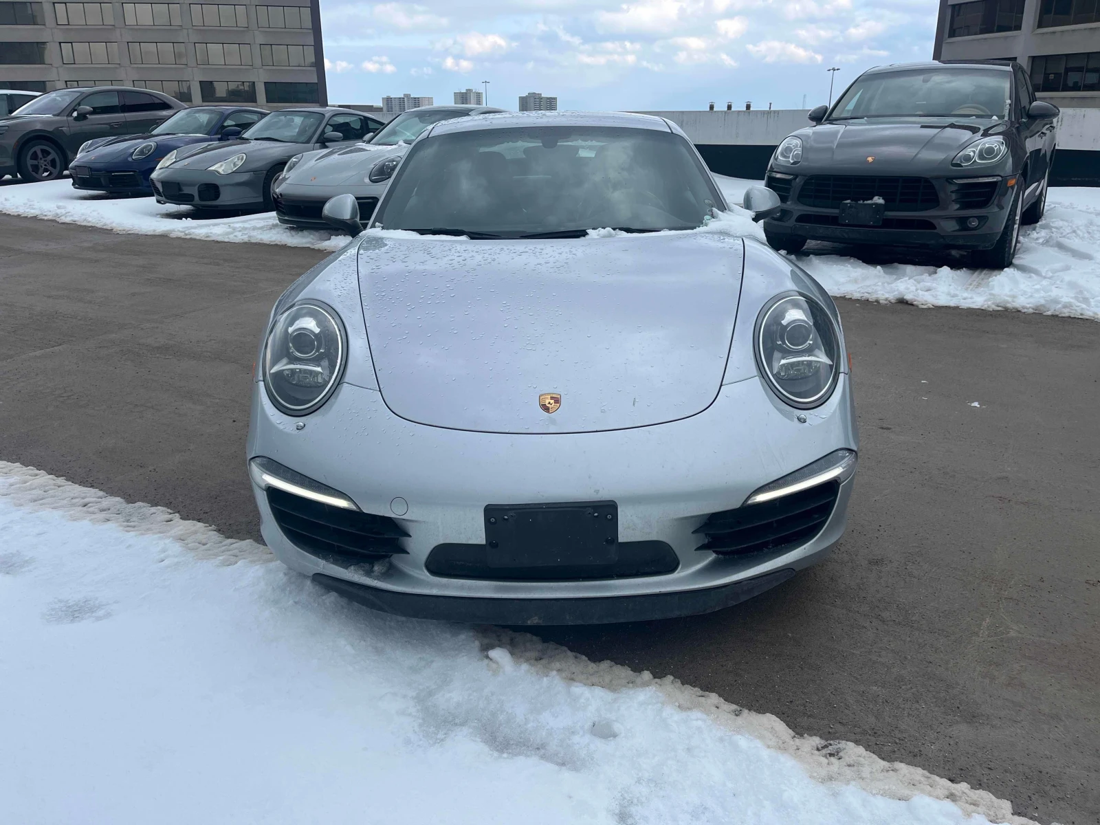 Porsche 911 * 2dr Cpe Carrera S * ПОДГРЕВ* PANO* KEYLESS*  - изображение 6