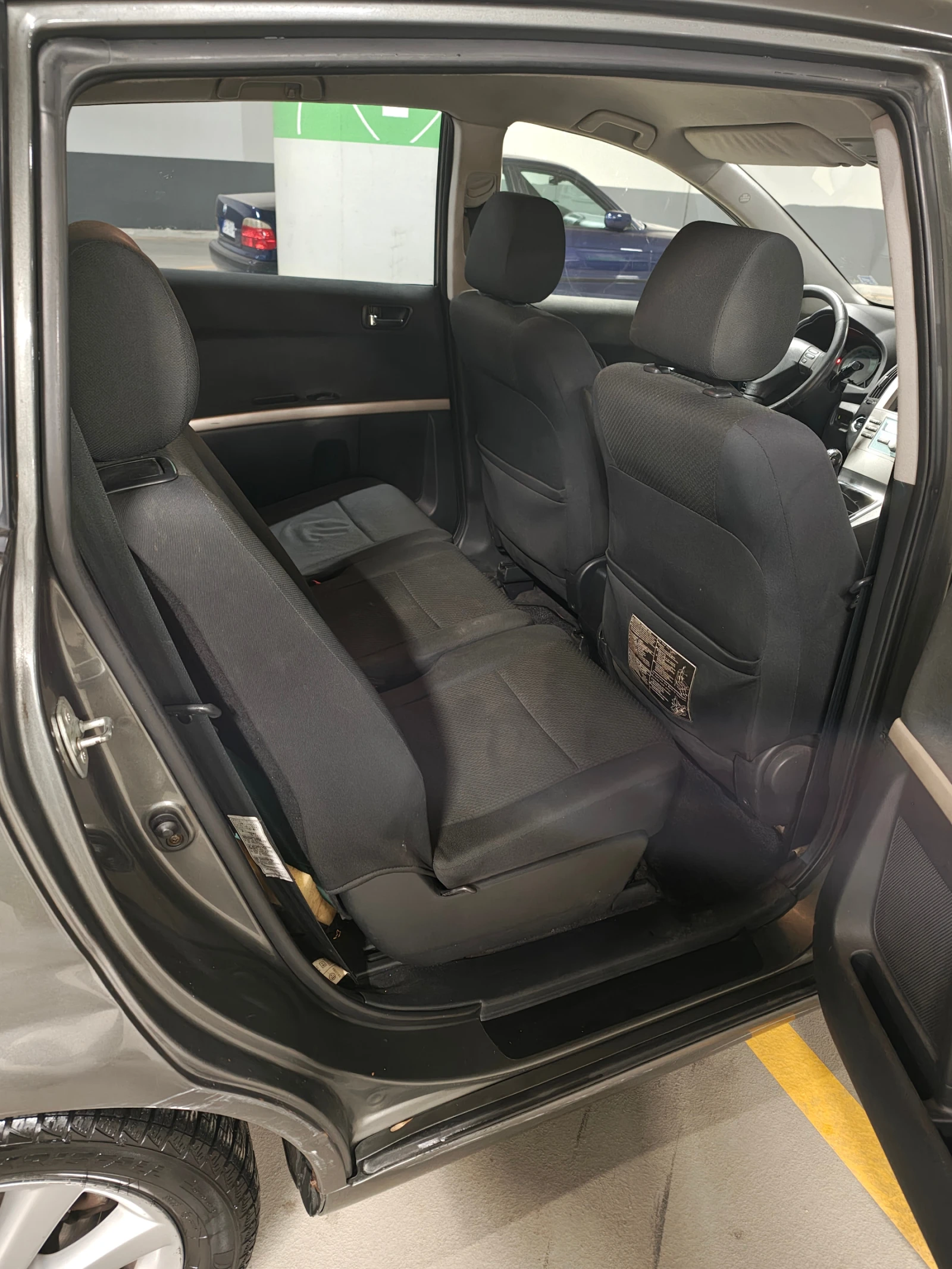 Toyota Corolla verso  - изображение 9