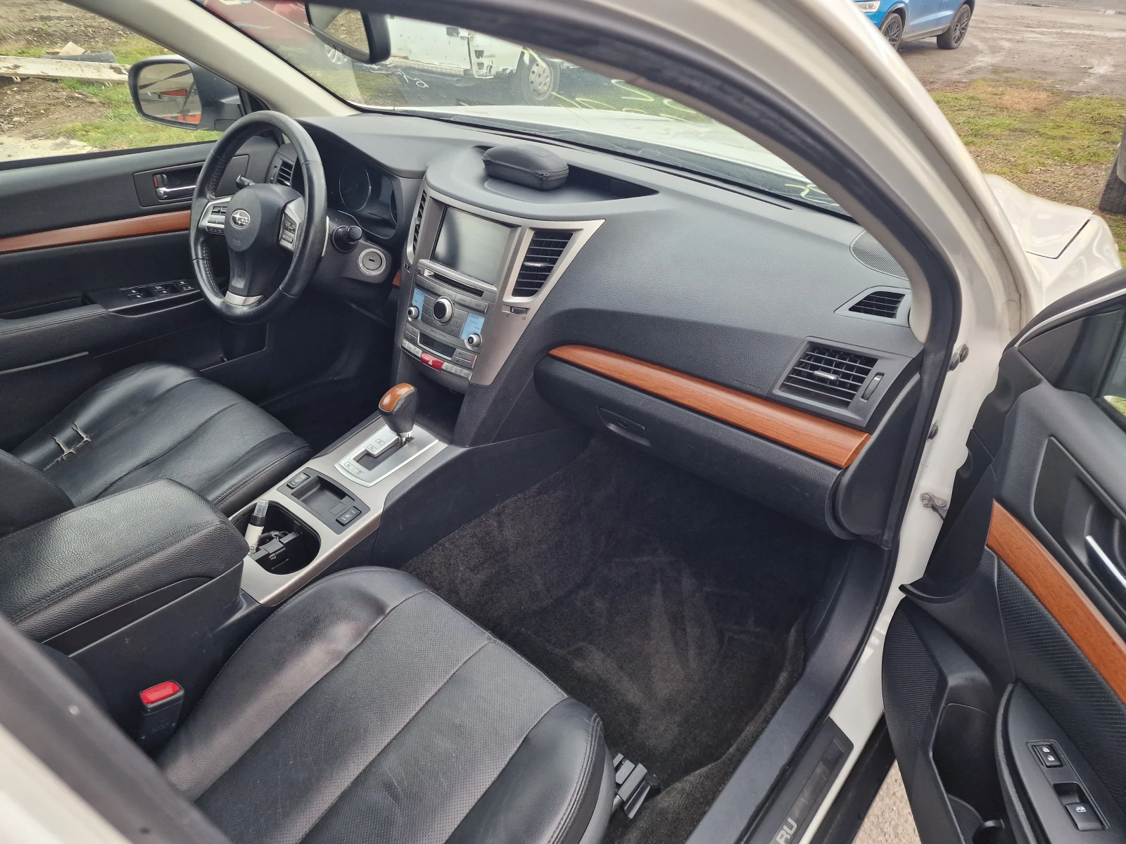 Subaru Outback 3.6R Limited - изображение 8