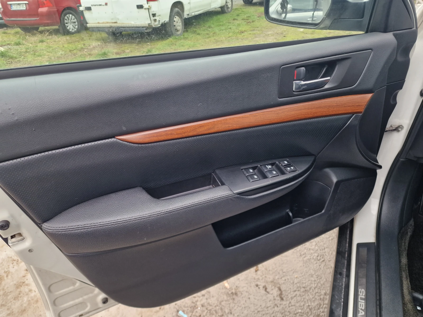 Subaru Outback 3.6R Limited - изображение 10