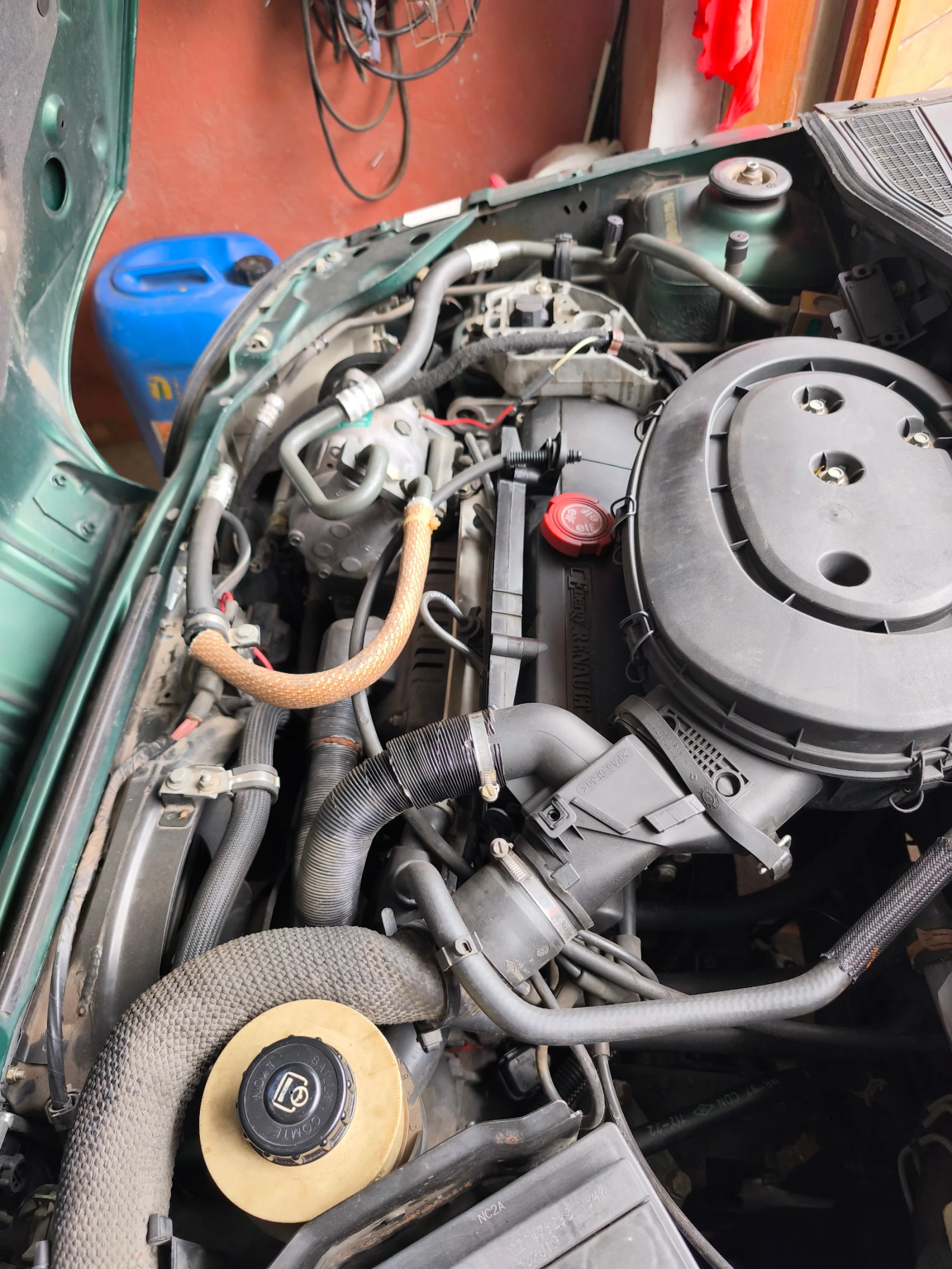 Renault Clio, снимка 6 - Автомобили и джипове - 53903606