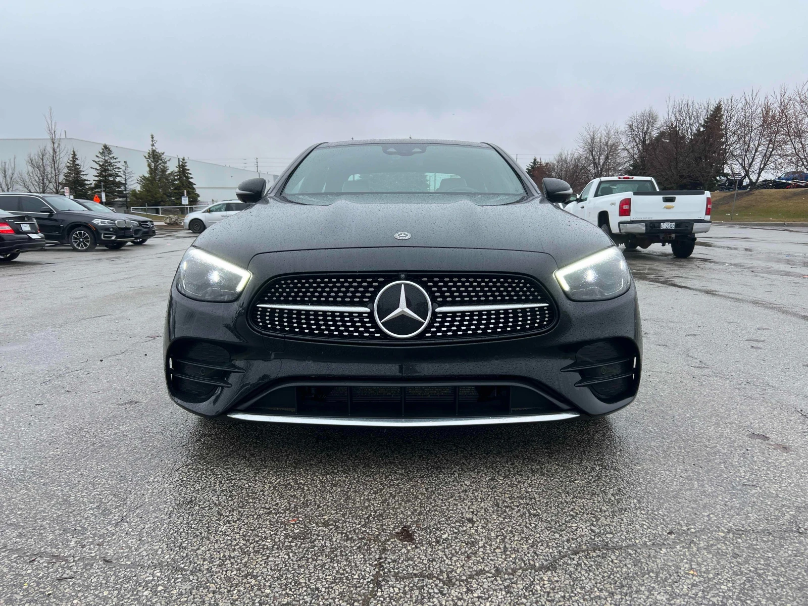 Mercedes-Benz E 450 AMG* PACK* 4MATIC* BURMESTER* ПАНОРАМА* 360КАМЕРА*, снимка 4 - Автомобили и джипове - 53917639