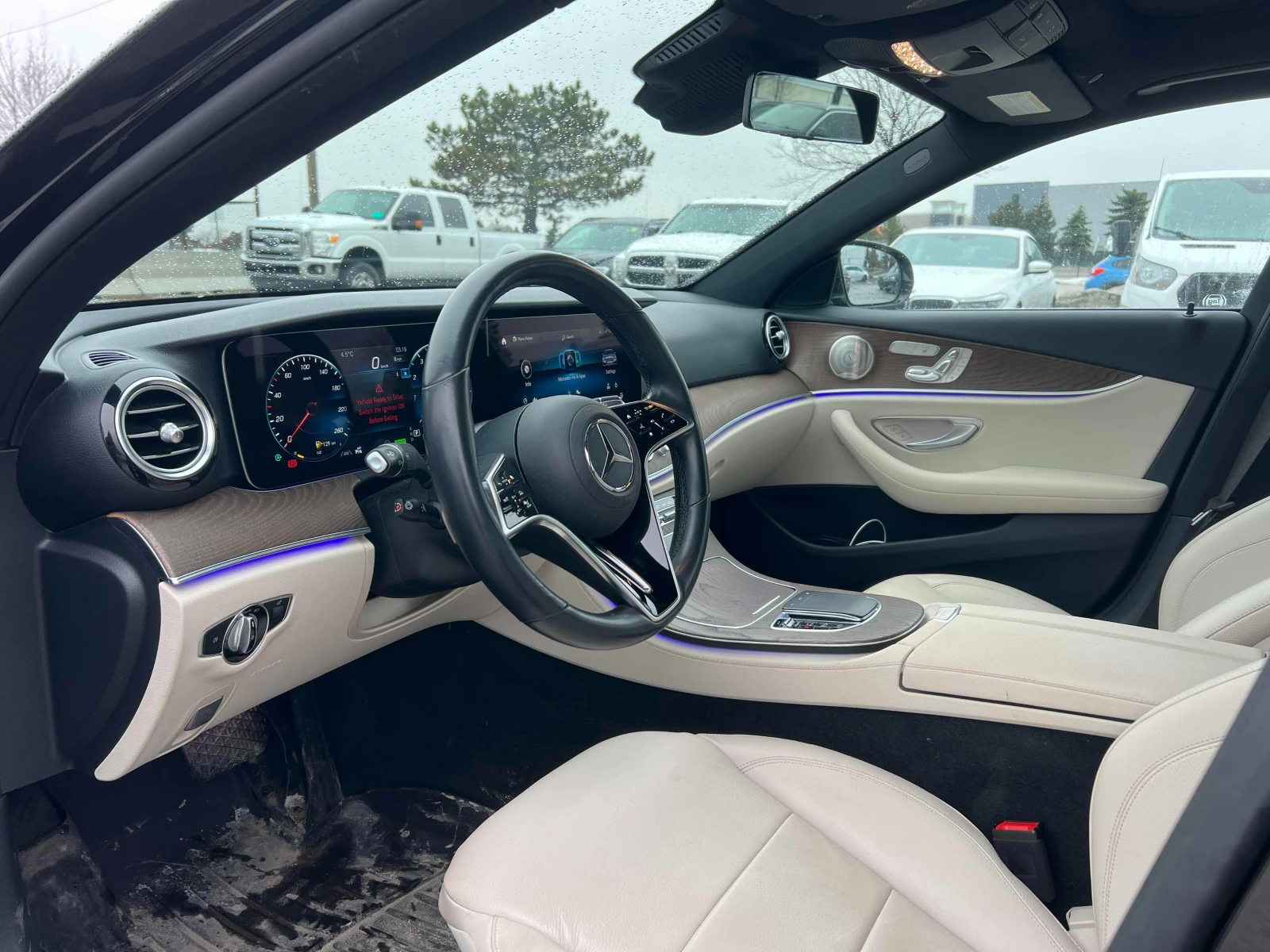 Mercedes-Benz E 450 AMG* PACK* 4MATIC* BURMESTER* ПАНОРАМА* 360КАМЕРА*, снимка 8 - Автомобили и джипове - 53917639