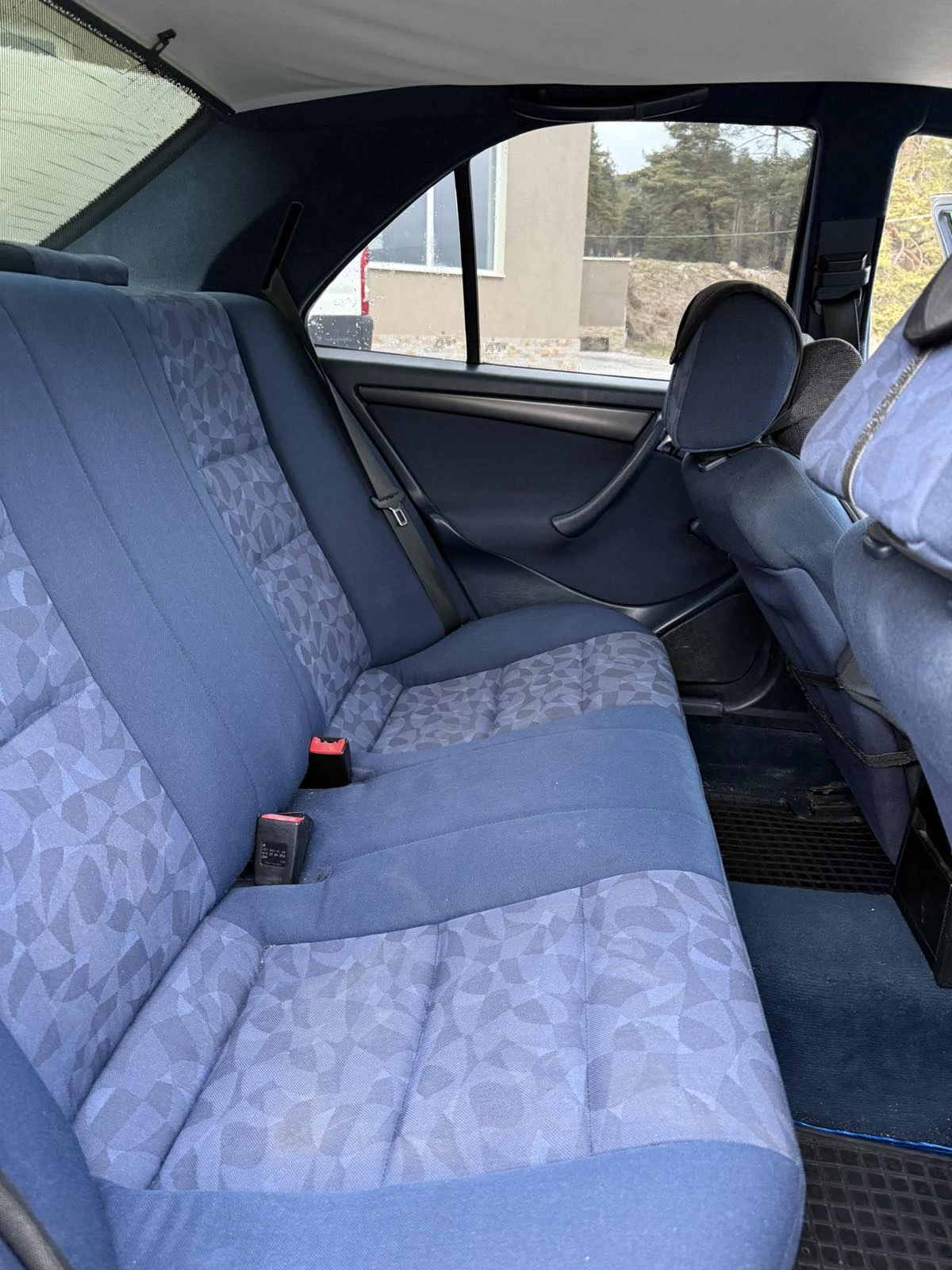 Mercedes-Benz C 200 CDI, снимка 11 - Автомобили и джипове - 54030915