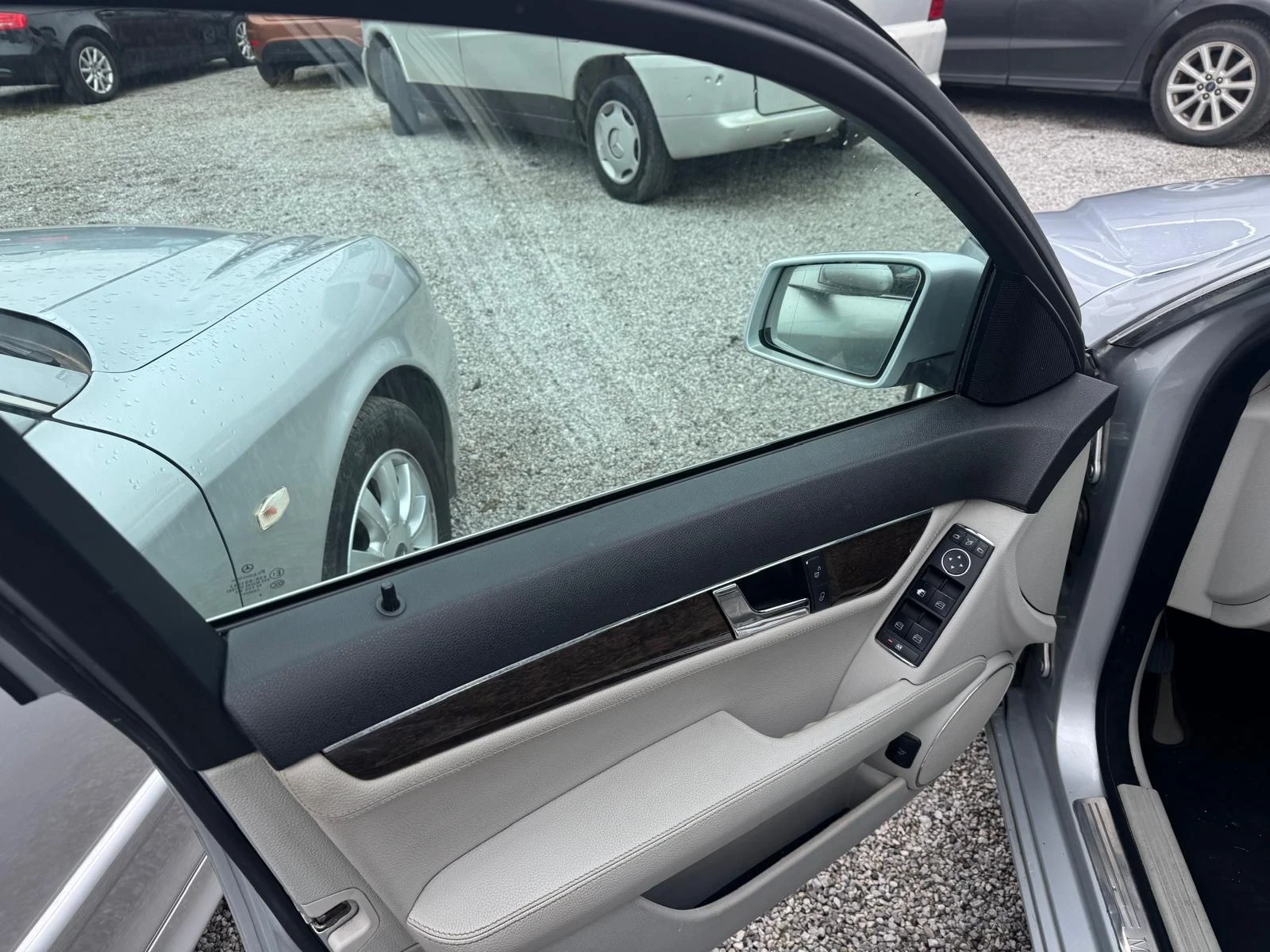 Mercedes-Benz C 220 CDI, снимка 9 - Автомобили и джипове - 54095900