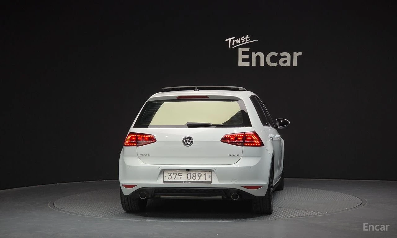 VW Golf * 2.0GTI* EXTREME EDITION* DSG* ПАНОРАМА* ПОДГРЕВ*, снимка 4 - Автомобили и джипове - 54497433