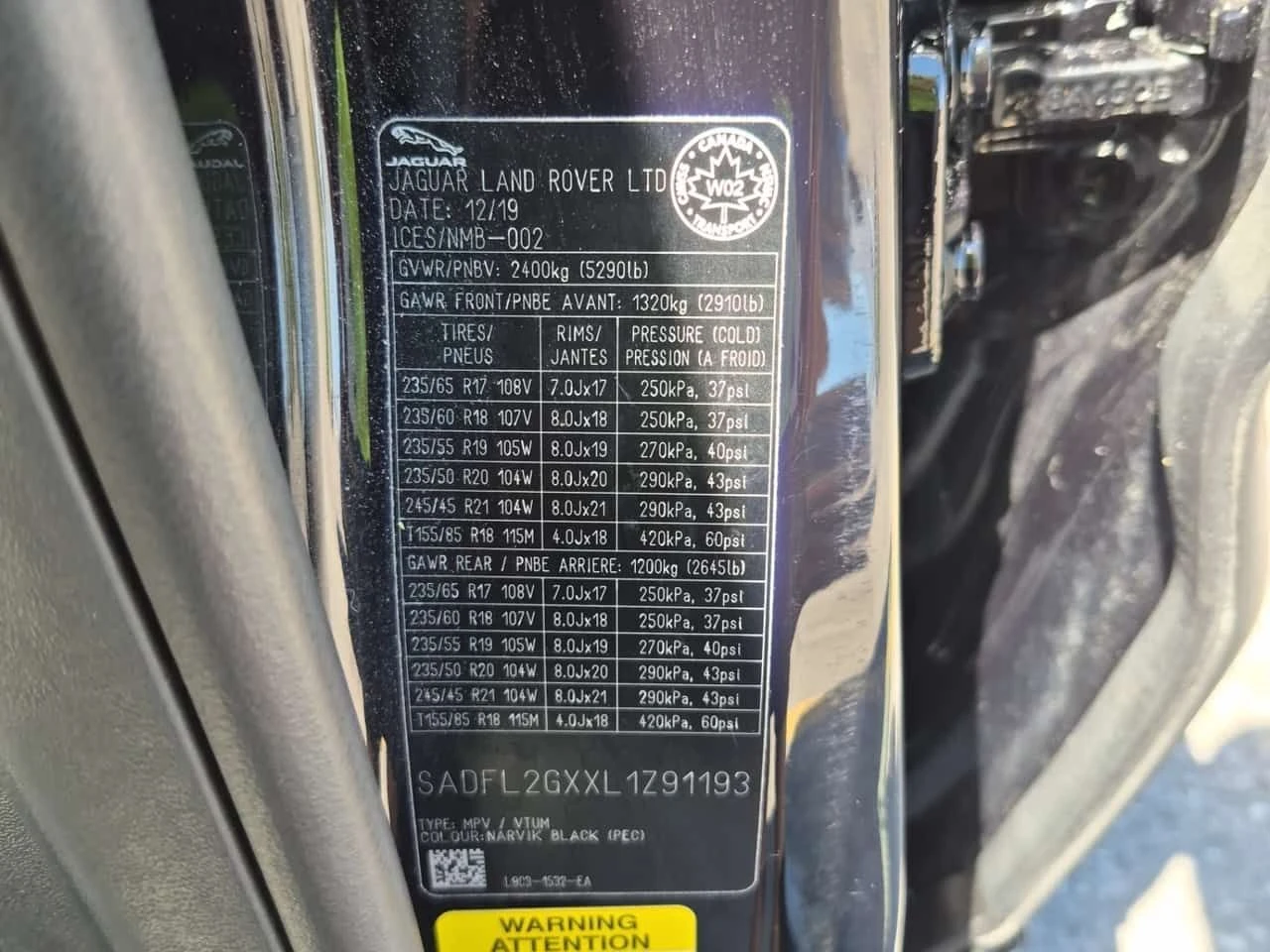 Jaguar E-pace * P300 AWD R Dynamic SE* АВТОКРЕДИТ* , снимка 14 - Автомобили и джипове - 54993001