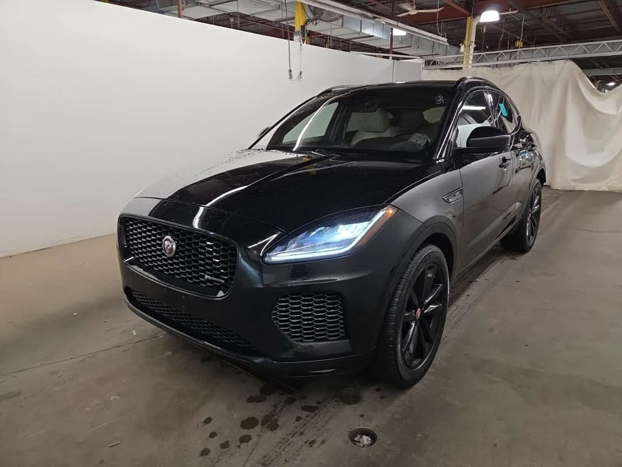 Jaguar E-pace * P300 AWD R Dynamic SE* АВТОКРЕДИТ* 