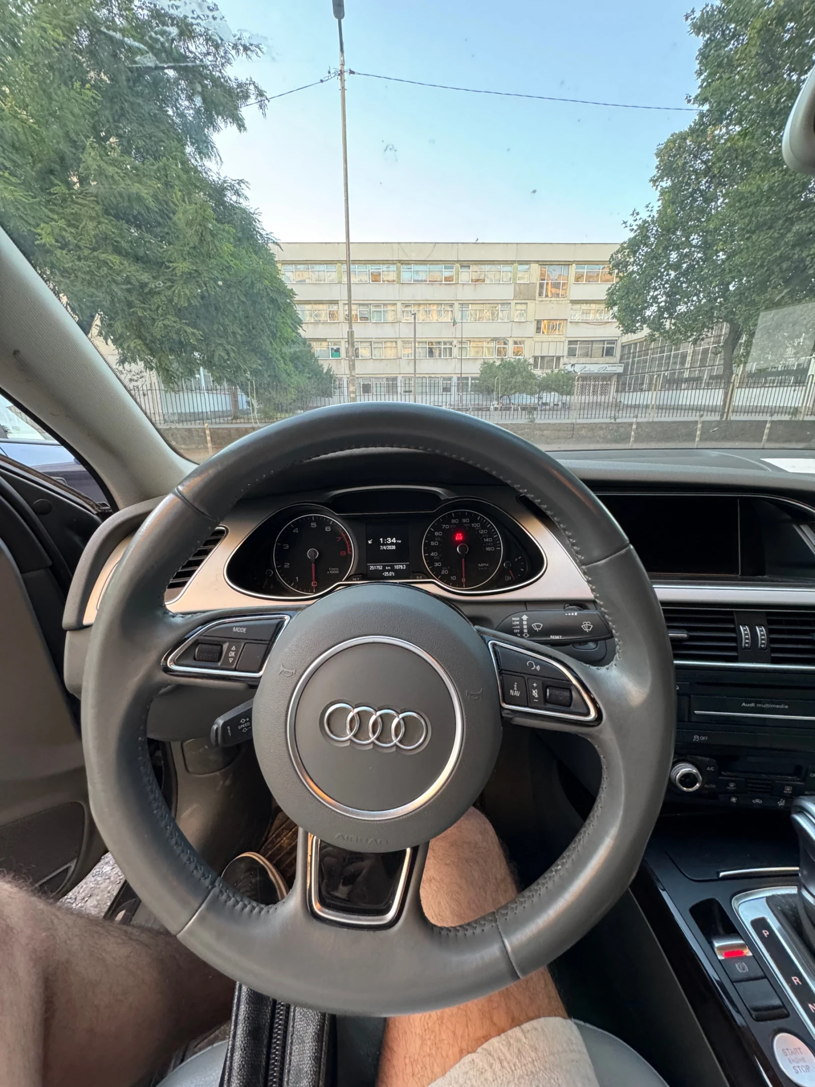 Audi A4, снимка 8 - Автомобили и джипове - 55157167