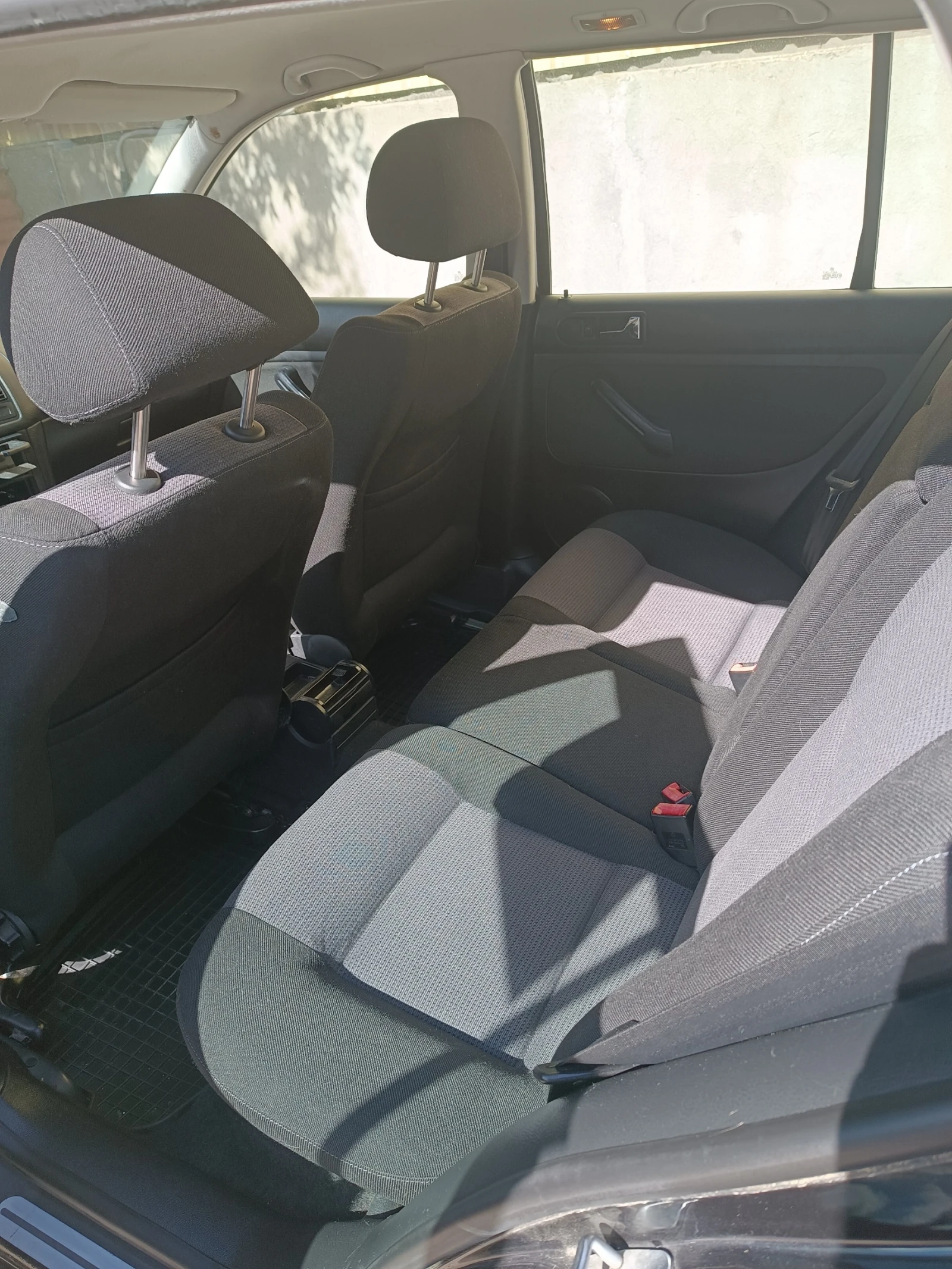 VW Golf 4, снимка 12 - Автомобили и джипове - 56074200