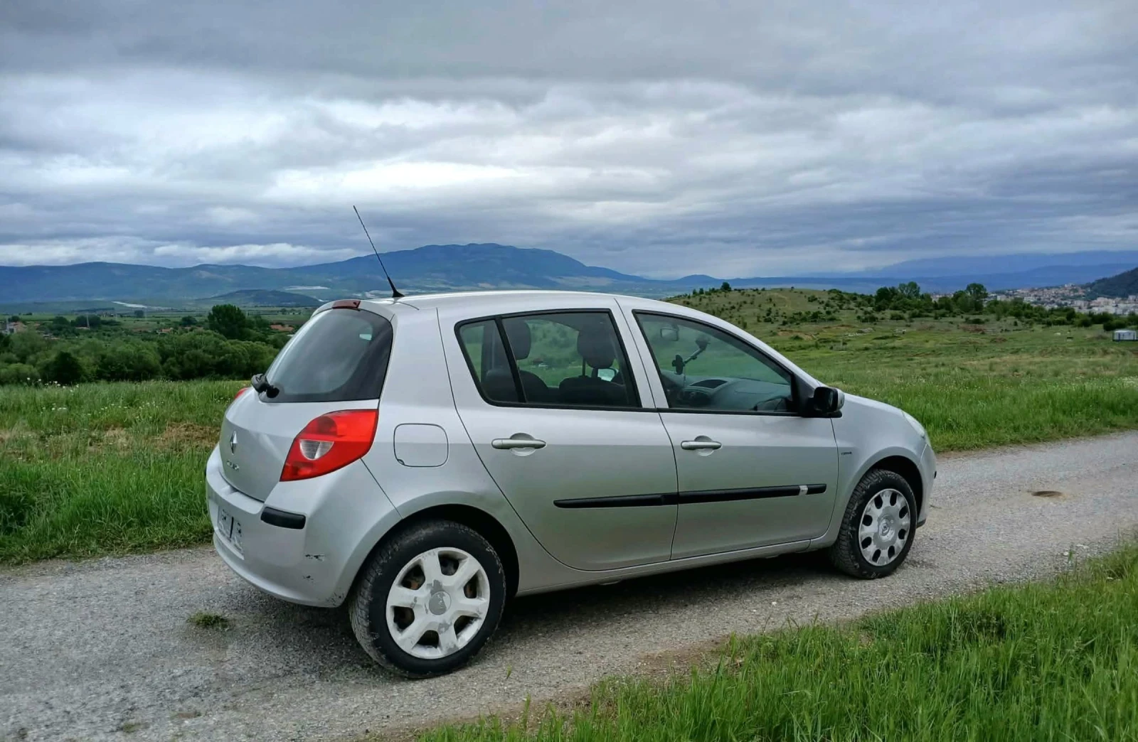 Renault Clio 1.5DCI 86кс. , снимка 5 - Автомобили и джипове - 55514064