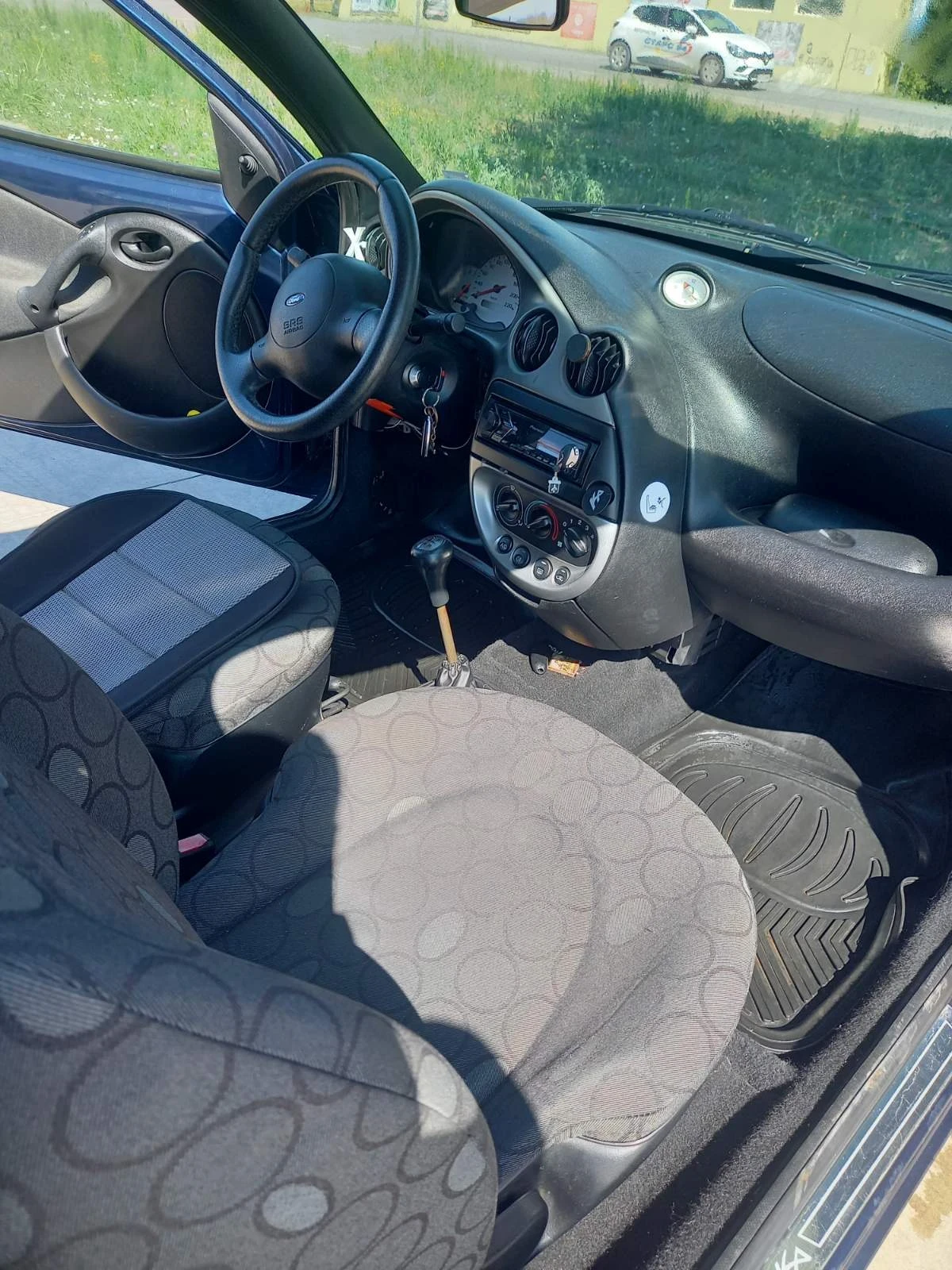 Ford Ka, снимка 3 - Автомобили и джипове - 55549631
