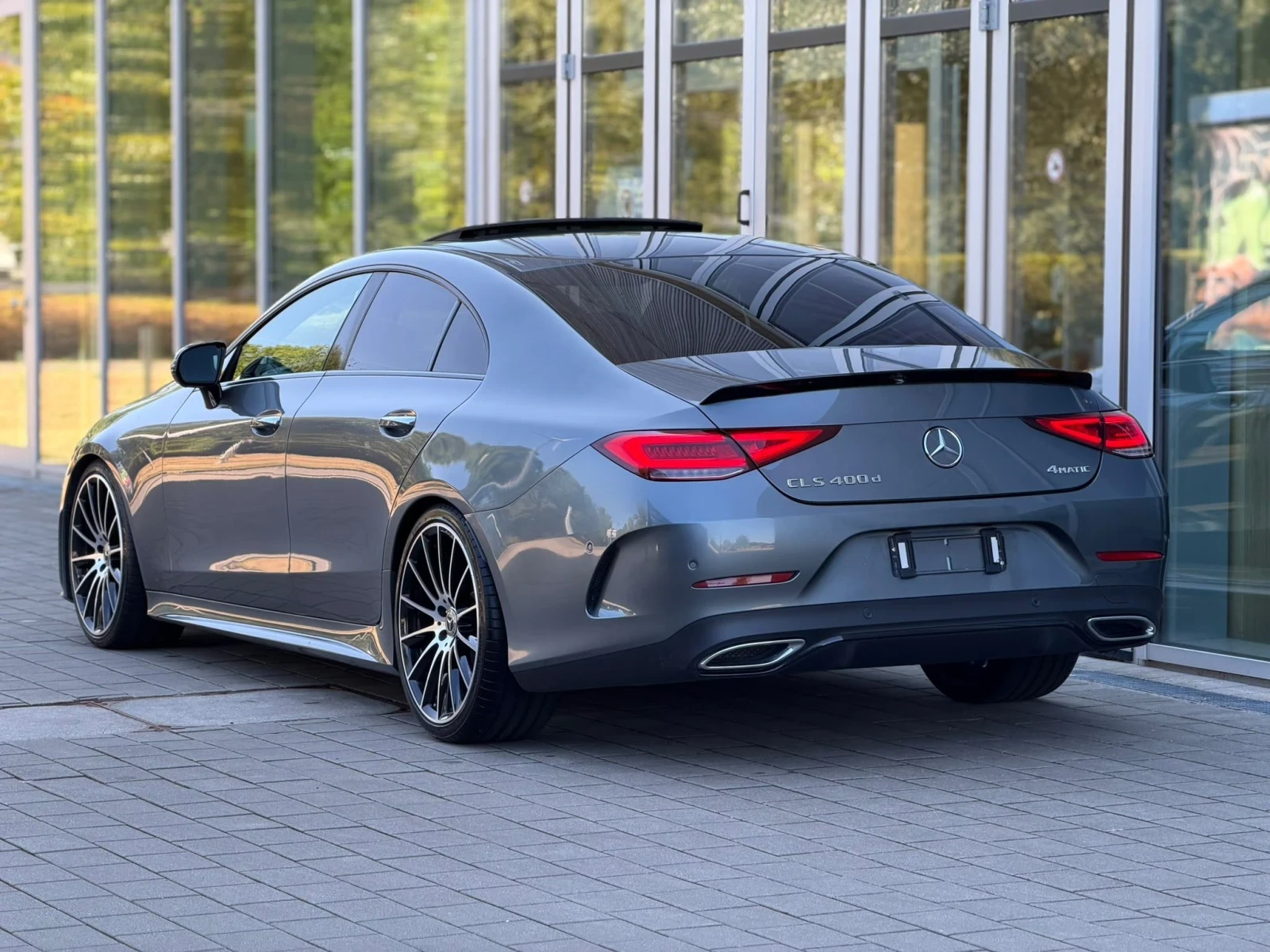 Mercedes-Benz CLS 400 Очакван ВCLS400d 4MATIC AMG Line / BURMESTER / 360, снимка 3 - Автомобили и джипове - 55648250