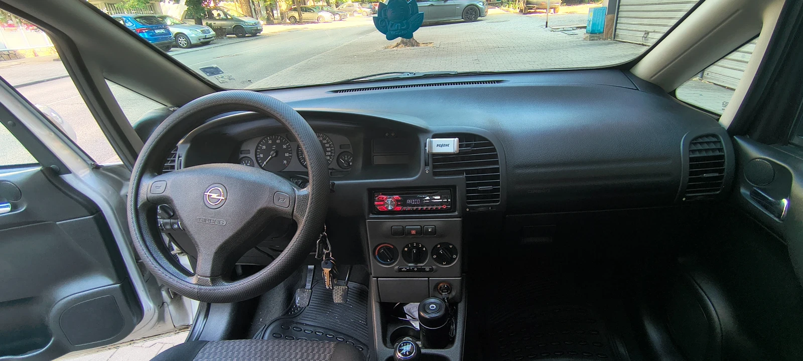 Opel Zafira A, снимка 14 - Автомобили и джипове - 55772264