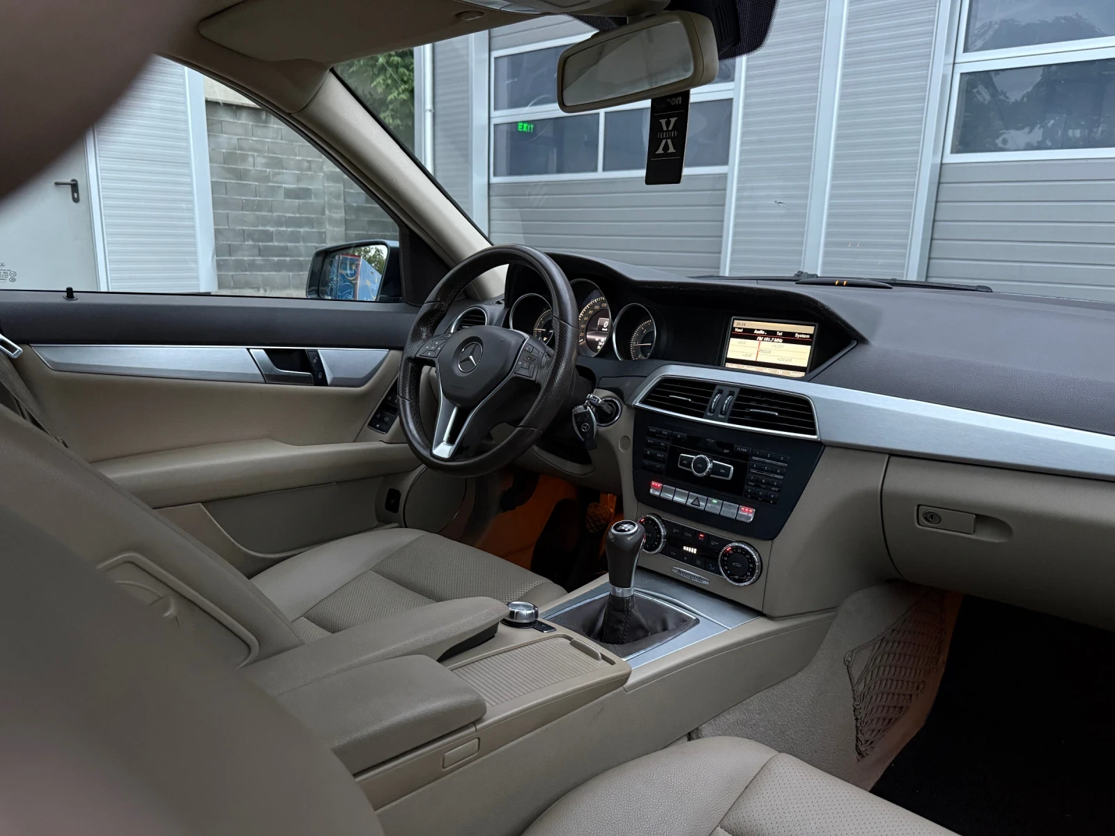 Mercedes-Benz C 180 CDI* FACELIFT* ЛИЗИНГ , снимка 12 - Автомобили и джипове - 55805359